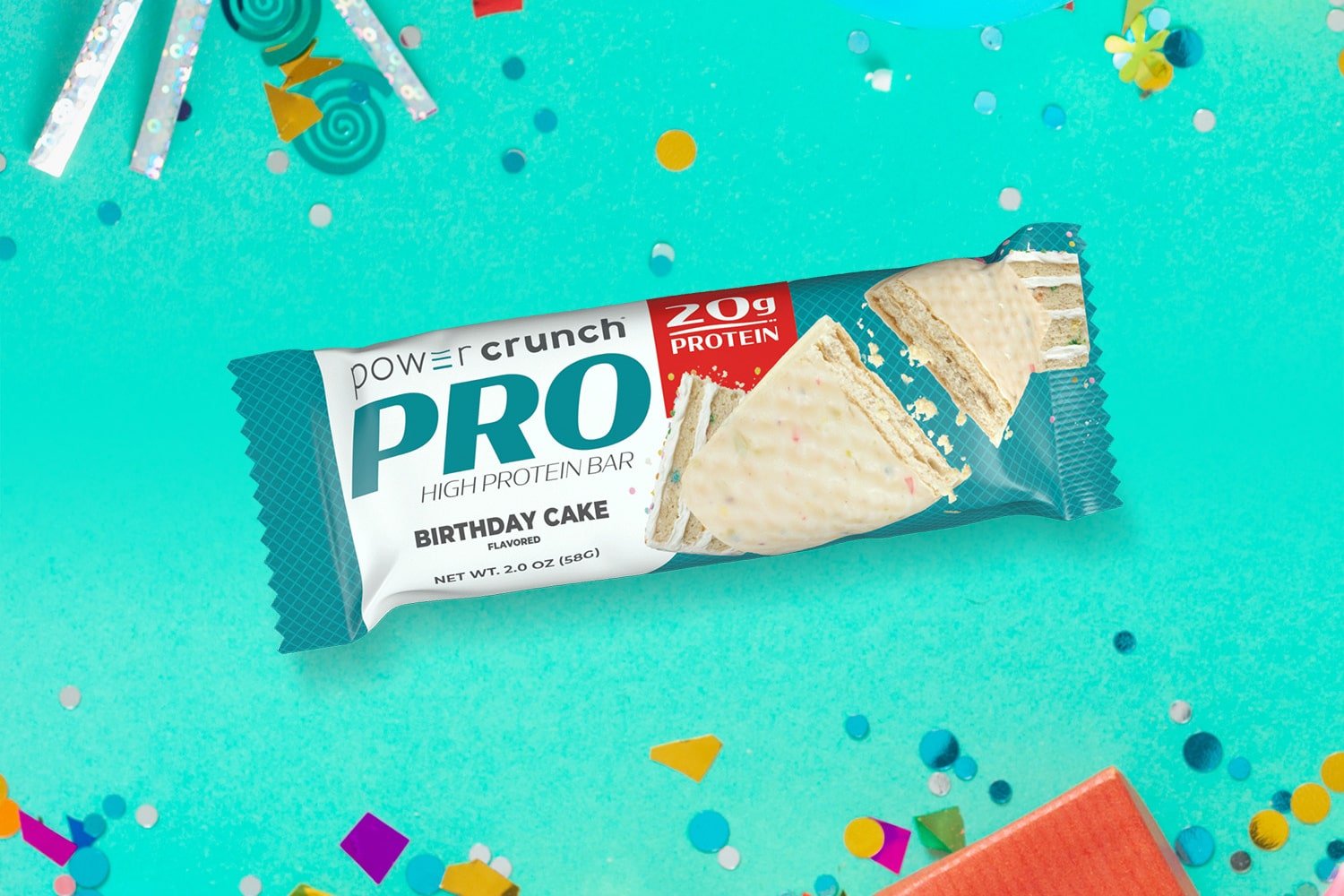 Creamy and crunchy wafer protein bars in PRO Birthday Cake